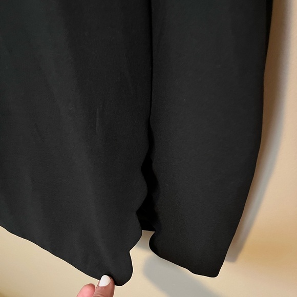 Lulus Scalloped V Neck Mini Dress NWT - Picture 4 of 7